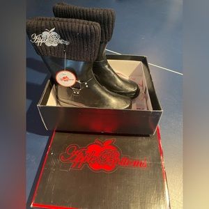 Apple bottom jeans boots new with tags and box